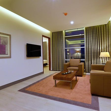Space Hotel And Apartments Dhaka Exterior photo